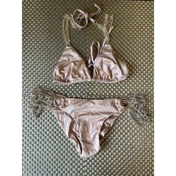 Beach Bunny Ball and Chain Bikini Set - Picture 3 of 4